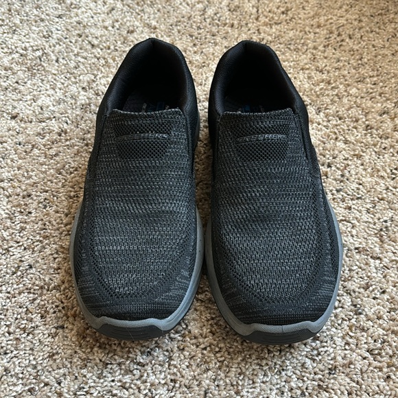 Skechers Slip On Shoes - Picture 3 of 9